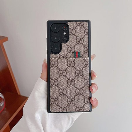 アイホン 15 plus ケースgucci