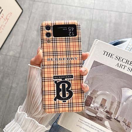 アイホン15プロ burberry バーバリー スマホケース 