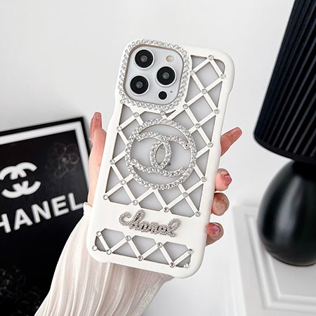 アイフォン 15プロ chanel シャネル ケース 