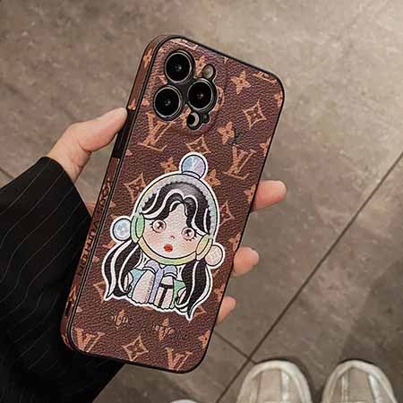 chanel シャネル カバー アイフォーン17プラス 