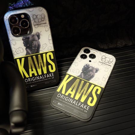 激安 iphone17pro 携帯ケース kaws風 