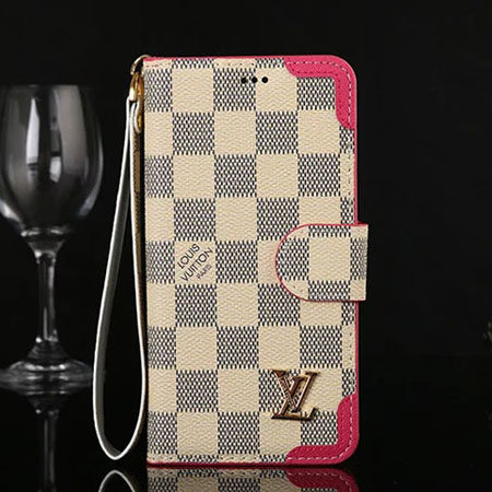 iphone17プラス  カバー 