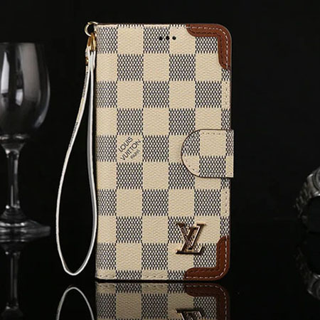アイフォーン 15 pro max スマホケース  