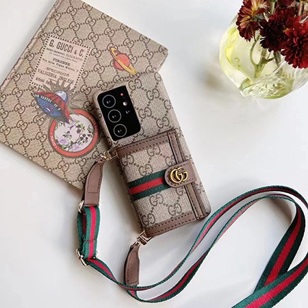 gucci風 アイフォン15 pro 