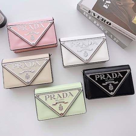 ハイブランド prada プラダ iphone17pro スマホケース 