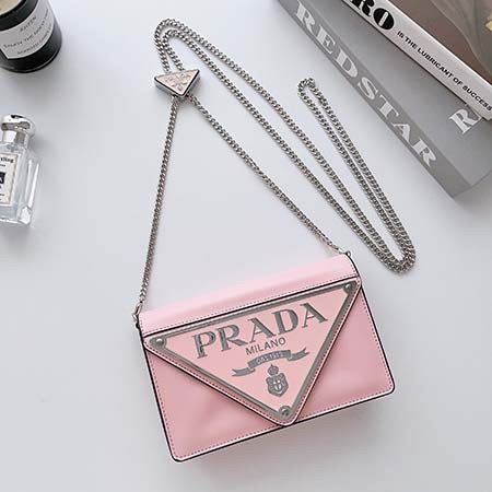 アイホン17プロ スマホケース prada プラダ 