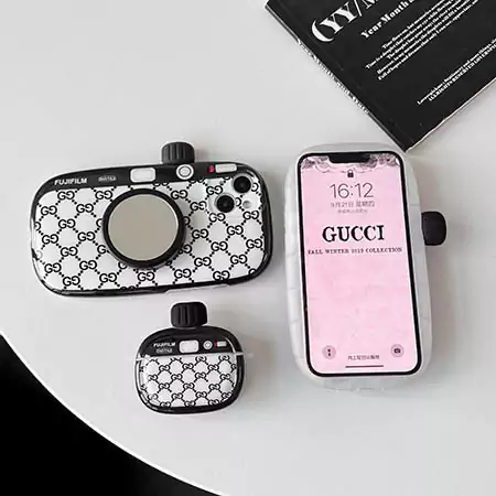 dior ディオール アイホン17プラス カバー 