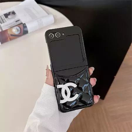 ブランド カバー アイホン17プラス 