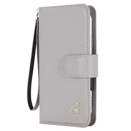アイフォーン17plus プラダ prada  スマホケース 