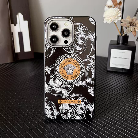 iphone17pro ケース ヴェルサーチ 