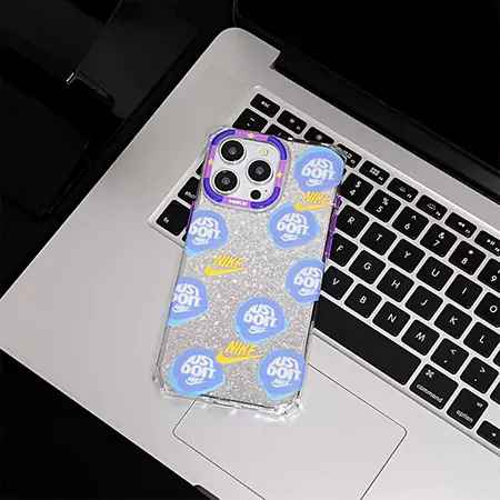 アイフォーン17 nike風 ケース 