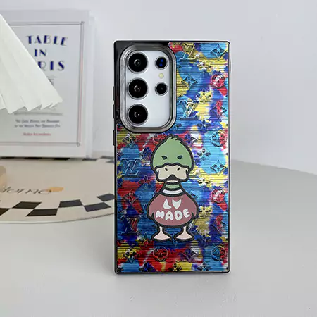 iphone17プロ ルイヴィトン風 スマホケース 