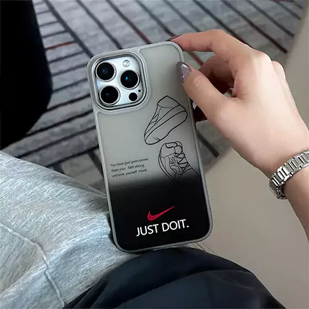 アイフォン17 スマホケース nike ナイキ 