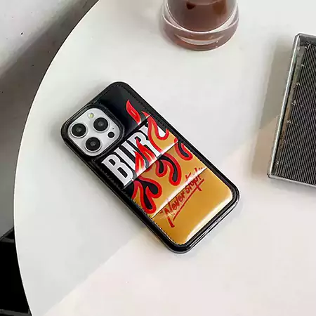 アイホン15 pro max カバー balenciaga 