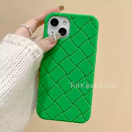 ボッテガ ヴェネタ bv アイフォーン17プロ 
