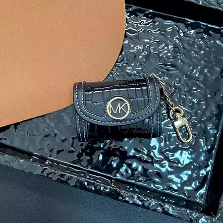 マイケルコース iphoneiphone17プロmax 収納ケース 