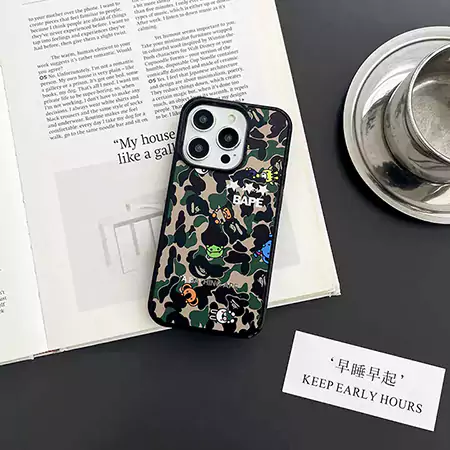 アイフォン11 ケース bape ア・ベイシング・エイプ 
