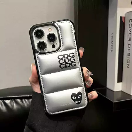 アイホン16 Pro comme des garçons 携帯ケース 