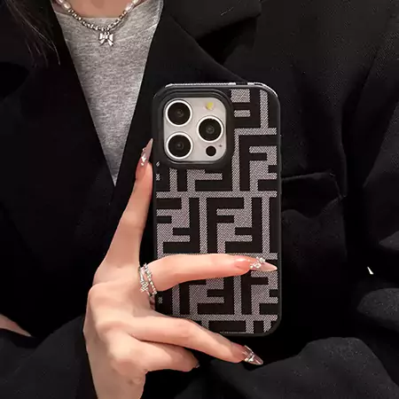 アイフォーン17plus 携帯ケース fendi 