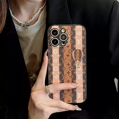 ハートマーク アイフォーン17pro カバー ルイヴィトン風 