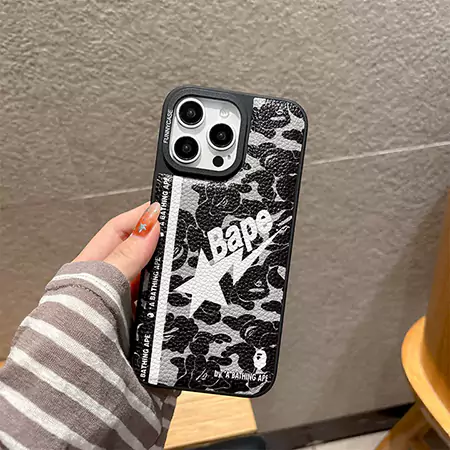 アイフォン16 Pro ア・ベイシング・エイプ スマホケース 