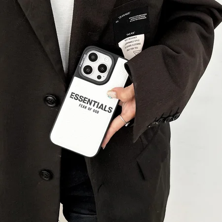 アイホン17plus エッセンシャルズ essentials   カバー 