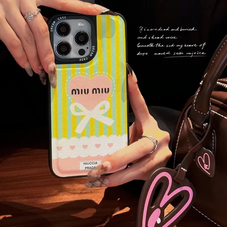 iphone15 pro スマホケース ミュウミュウ miumiu 