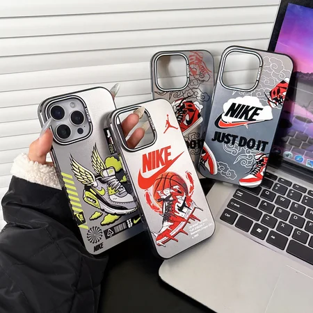 ブランド スマホケース iphone17plus 