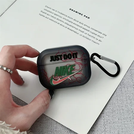 adidas風 ケース アイフォンiphone17pro 