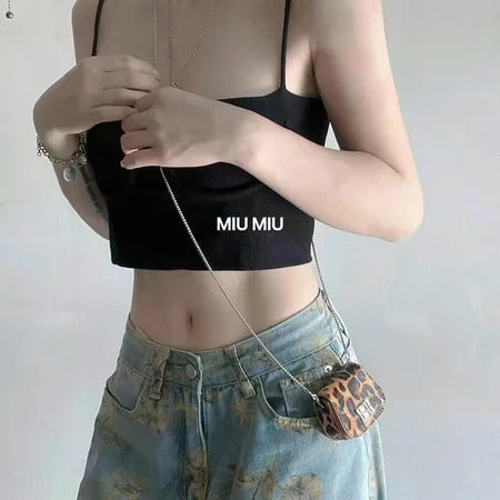 アイフォン17plus miumiu風 カバー 