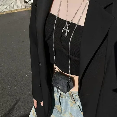 アイフォン17プラス カバー miumiu ミュウミュウ 