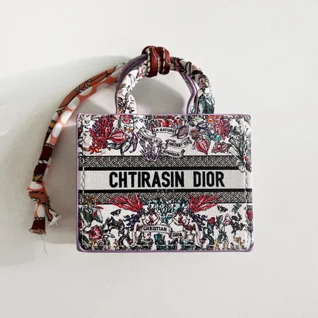 アイフォーン17 dior 収納ケース 