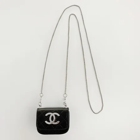 アイホン17プラス chanel シャネル ケース 