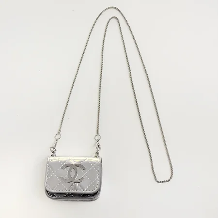 アイフォン17プロ ケース chanel 