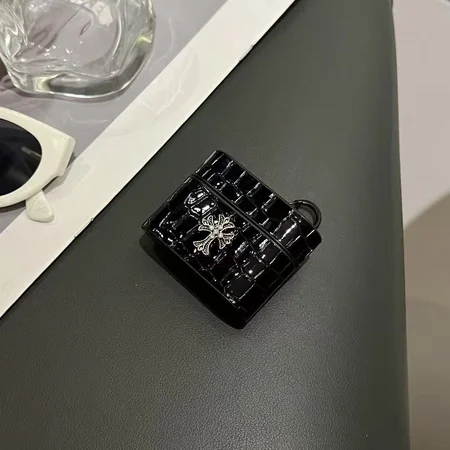 chrome hearts風 ケース アイホン17pro 