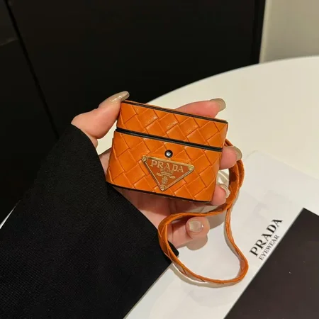 prada風 アイフォン17 