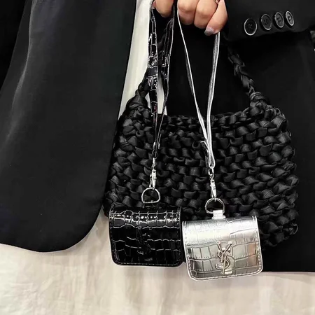 アイフォン17pro max 収納ケース イヴサンローラン ysl 