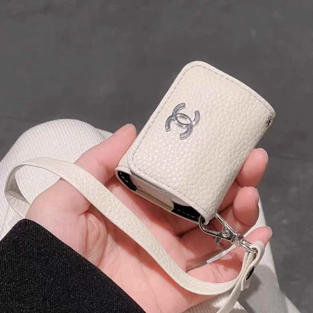 アイホンiphone17 chanel シャネル カバー 