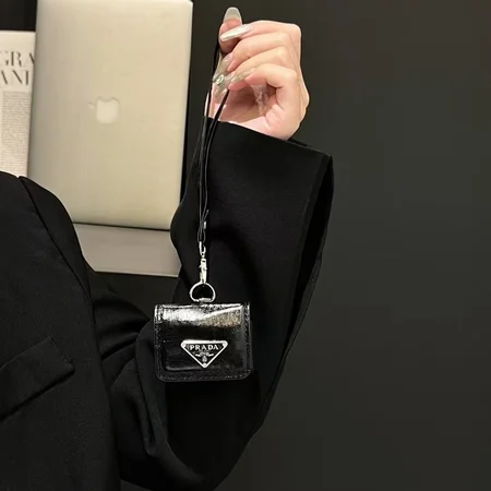 プラダ風 カバー アイフォーンiphone17pro 