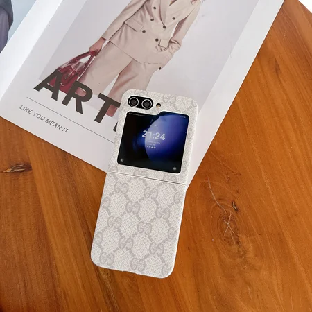 iphone17プラス バーバリー カバー 