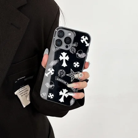 アイフォーン16 Pro chrome hearts クロームハーツ ケース 