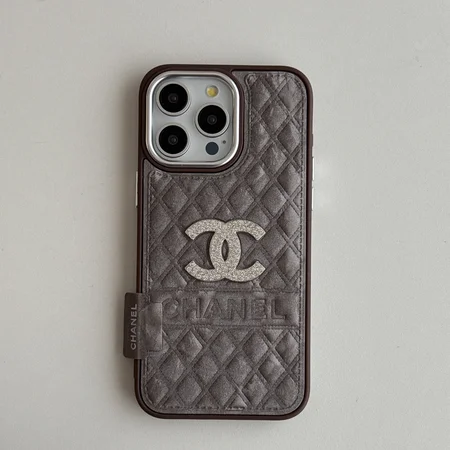 アイフォーン17plus chanel カバー 