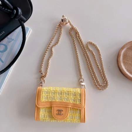 アイフォン17プロ max ケース シャネル chanel  型押し