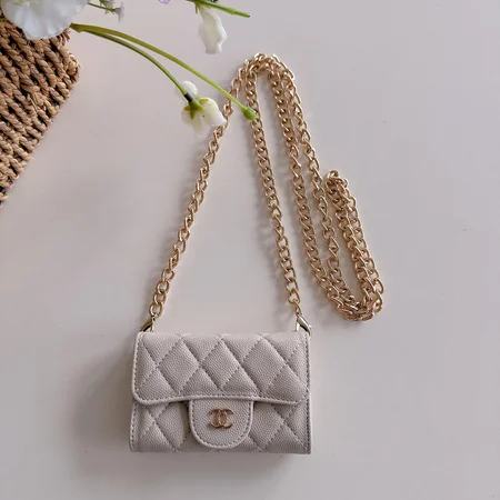 ブランド ケース iphoneiphone17 chanel  ブランド