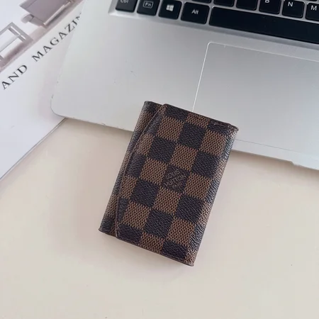 ルイビトン風 アイフォンiphone17promax 