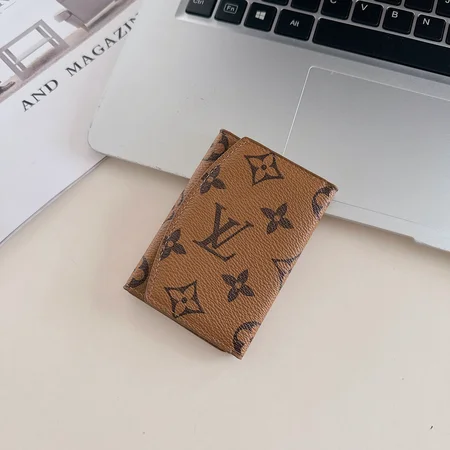 アイフォンiphone17 カバー ルイビトン風 