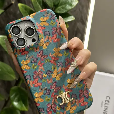 アイフォーン17plus セリーヌ スマホケース 