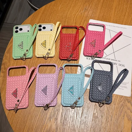 赤黒 ハイブランド prada プラダ iphone17 スマホケース 