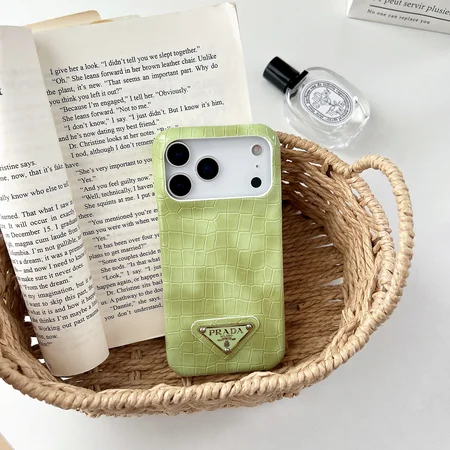 アイホン17 prada プラダ スマホケース 