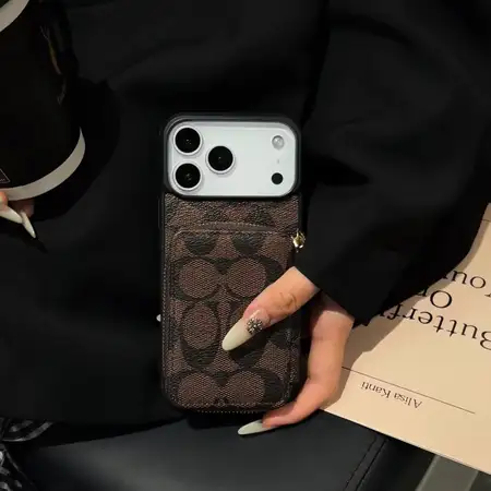 iphone17プロ カバー coach 